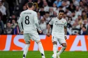 开云体育下载赛前体能课后，皇家马德里遗憾出局备战德国杯，气氛紧张，身体对抗强度拉满的简单介绍